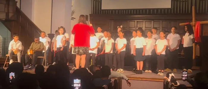 imgi_6_childrens-choir-hero-CECB710q
